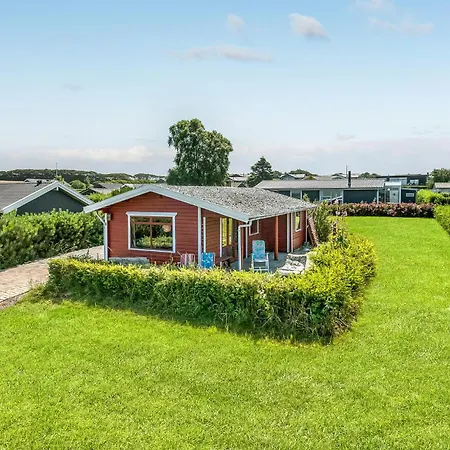 2 Bedroom In Casa vacanze Fåborg